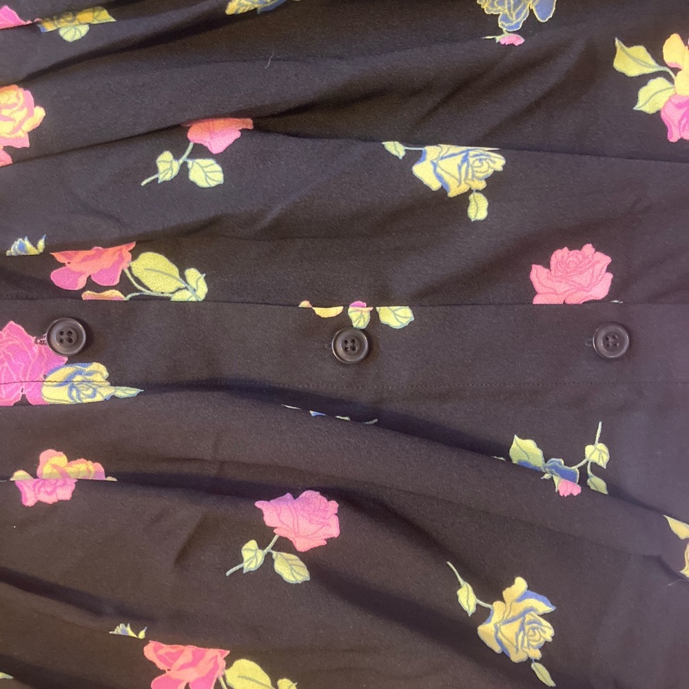 Adorable ModCloth midi skirt! - Picture 3 of 6